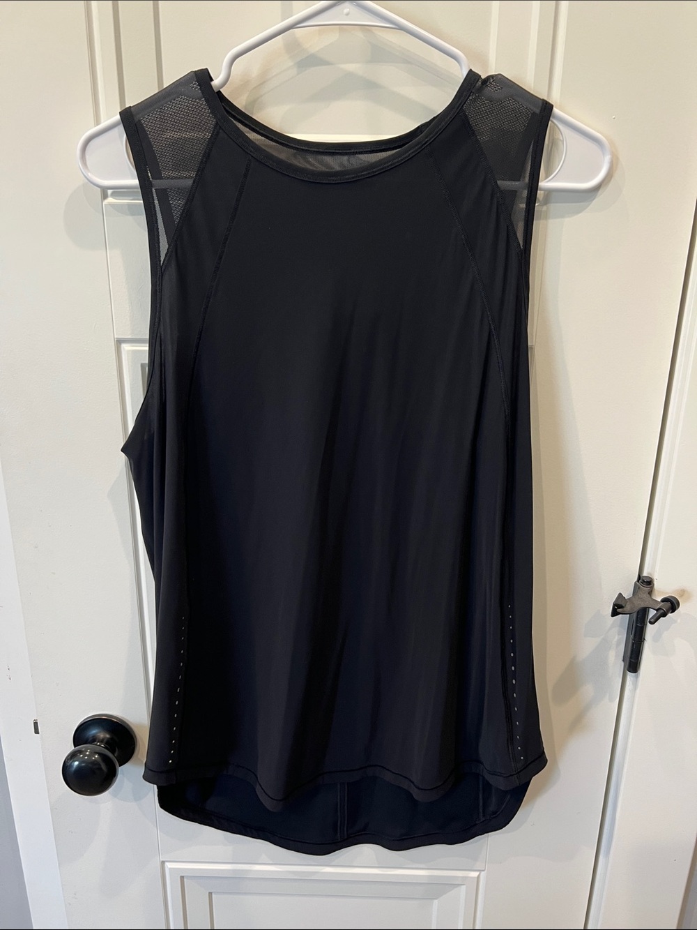 Women’s Black Mesh-Back Active Tank Top